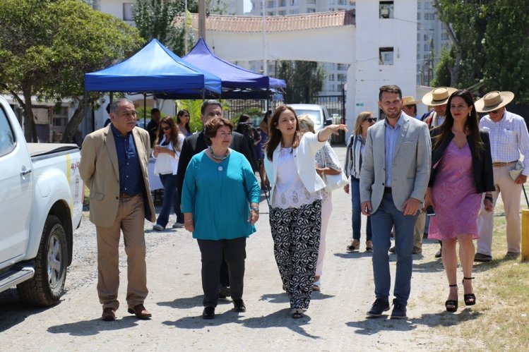 AUTORIDADES REVISAN LOS ÚLTIMOS DETALLES EN EL RECINTO PEÑUELAS PARA DAR VIDA A LA EXPO REGIÓN DE COQUIMBO 2019 AUTORIDADES REVISAN LOS ÚLTIMOS DETALLES EN EL RECINTO PEÑUELAS PARA DAR VIDA A LA EXPO REGIÓN DE COQUIMBO 2019