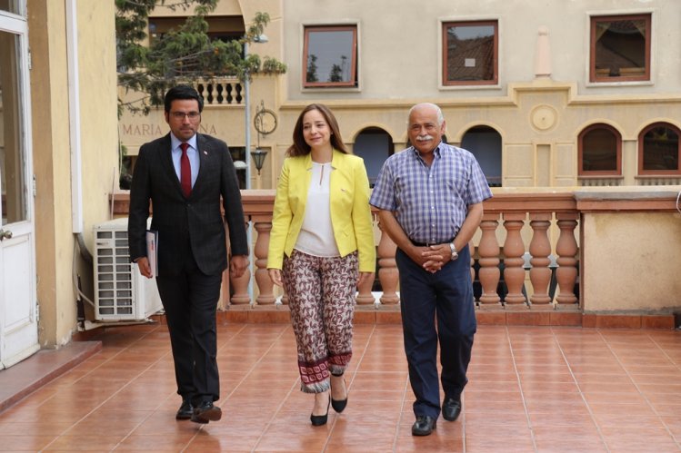 GOBIERNO TRASPASA RECURSOS A MUNICIPALIDAD DE LA SERENA PARA INSTALAR SEMÁFORO EN PELIGROSA INTERSECCIÓN DE LA FLORIDA GOBIERNO TRASPASA RECURSOS A MUNICIPALIDAD DE LA SERENA PARA INSTALAR SEMÁFORO EN PELIGROSA INTERSECCIÓN DE LA FLORIDA