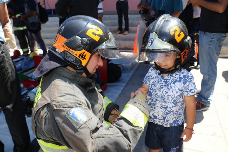 AGUAS DEL VALLE Y BOMBEROS FIRMARON ACUERDO PARA RECAUDAR FONDOS A TRAVÉS DE LA BOLETA