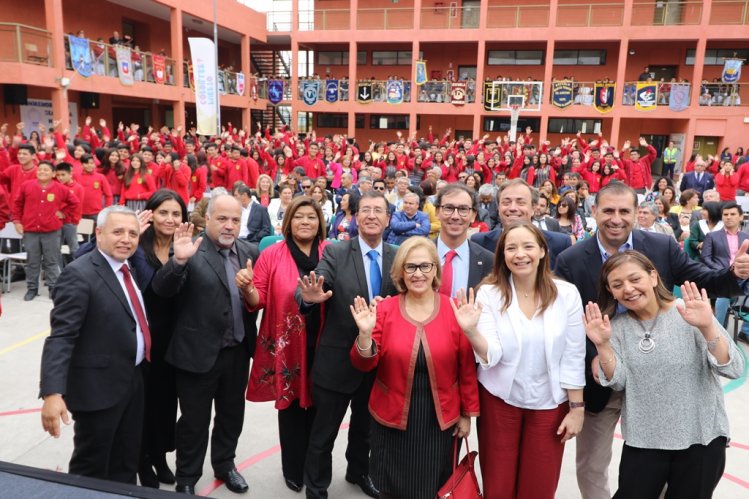 AUTORIDADES INICIAN AÑO ESCOLAR EN ESTABLECIMIENTOS DE COQUIMBO Y ANDACOLLO REAFIRMANDO SU COMPROMISO CON LA EDUCACIÓN PÚBLICA AUTORIDADES INICIAN AÑO ESCOLAR EN ESTABLECIMIENTOS DE COQUIMBO Y ANDACOLLO REAFIRMANDO SU COMPROMISO CON LA EDUCACIÓN PÚBLICA
