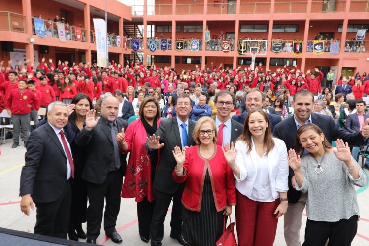 AUTORIDADES INICIAN AÑO ESCOLAR EN ESTABLECIMIENTOS DE COQUIMBO Y ANDACOLLO REAFIRMANDO SU COMPROMISO CON LA EDUCACIÓN PÚBLICA