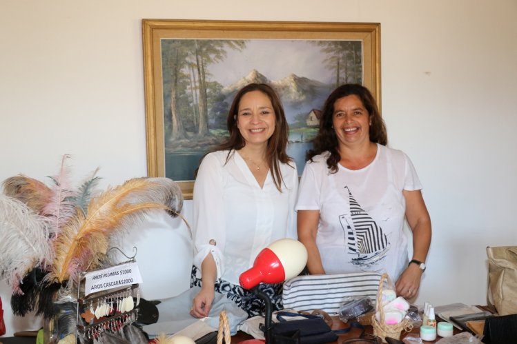 GOBIERNO DESTACA EL VALOR DE LA CRIANZA DE AVESTRUCES COMO EMPRENDIMIENTO INNOVADOR DE LA REGIÓN GOBIERNO DESTACA EL VALOR DE LA CRIANZA DE AVESTRUCES COMO EMPRENDIMIENTO INNOVADOR DE LA REGIÓN