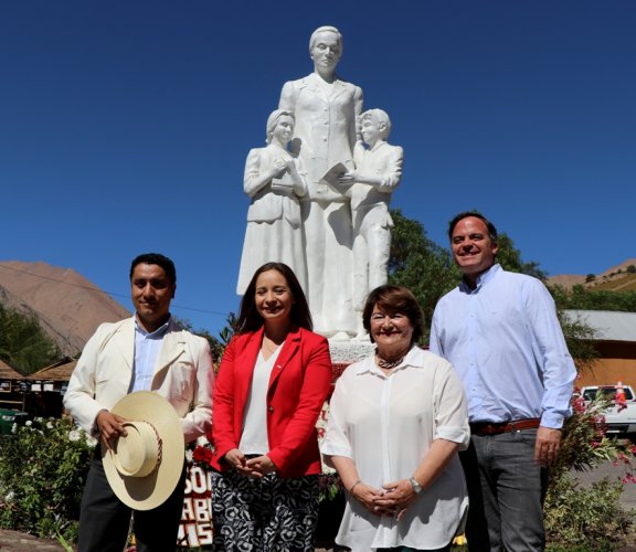 GOBIERNO REALZA FIGURA DE GABRIELA MISTRAL A 130 AÑOS DE SU NACIMIENTO