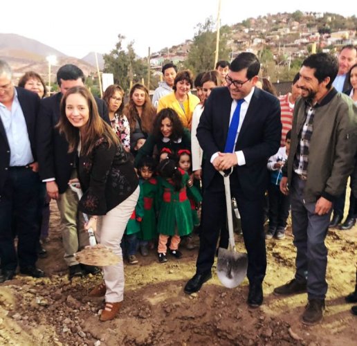 INTENDENTA LUCÍA PINTO ENCABEZA INICIO DE OBRAS DEL GRAN PARQUE URBANO DE CHAÑARAL ALTO EN MONTE PATRIA INTENDENTA LUCÍA PINTO ENCABEZA INICIO DE OBRAS DEL GRAN PARQUE URBANO DE CHAÑARAL ALTO EN MONTE PATRIA