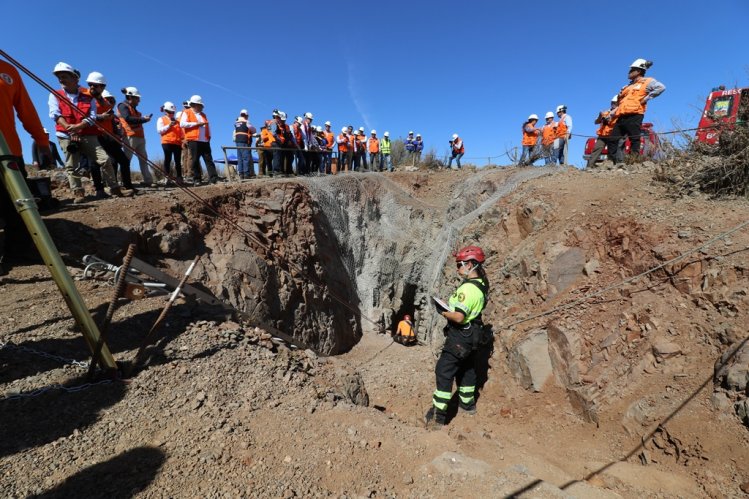 GOBIERNO IMPLEMENTA COMPLETO PROTOCOLO DE EMERGENCIAS PARA LA MINERÍA