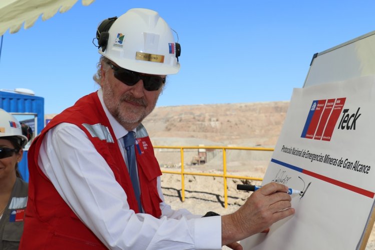 GOBIERNO IMPLEMENTA COMPLETO PROTOCOLO DE EMERGENCIAS PARA LA MINERÍA GOBIERNO IMPLEMENTA COMPLETO PROTOCOLO DE EMERGENCIAS PARA LA MINERÍA