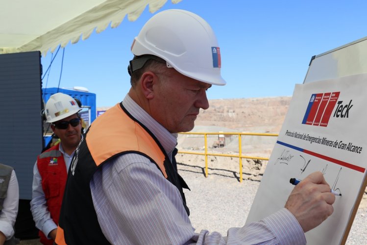 GOBIERNO IMPLEMENTA COMPLETO PROTOCOLO DE EMERGENCIAS PARA LA MINERÍA GOBIERNO IMPLEMENTA COMPLETO PROTOCOLO DE EMERGENCIAS PARA LA MINERÍA