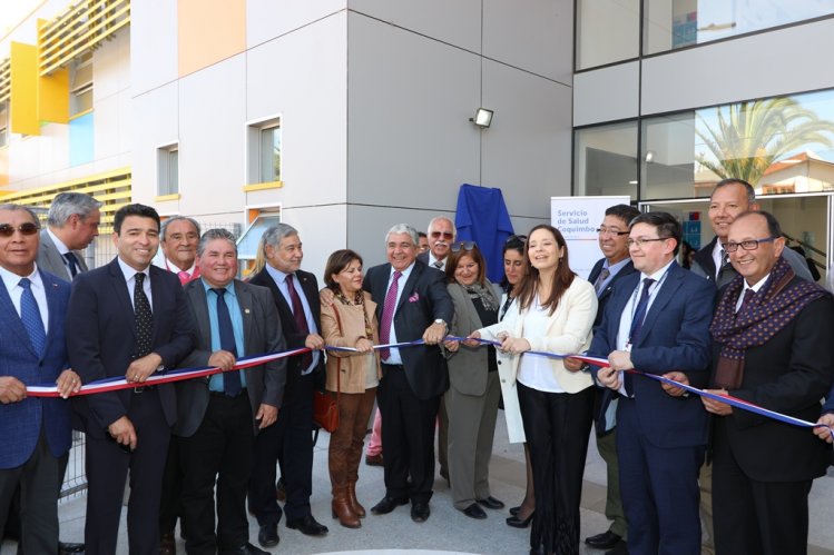 MÁS DE 30 MIL PERSONAS SERÁN ATENDIDAS EN EL NUEVO CESFAM FRAY JORGE DE OVALLE MÁS DE 30 MIL PERSONAS SERÁN ATENDIDAS EN EL NUEVO CESFAM FRAY JORGE DE OVALLE