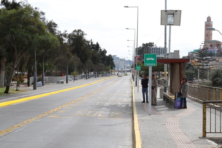 AUTORIDADES INAUGURAN VÍA EXCLUSIVA PARA LOCOMOCIÓN COLECTIVA EN EL CENTRO DE COQUIMBO