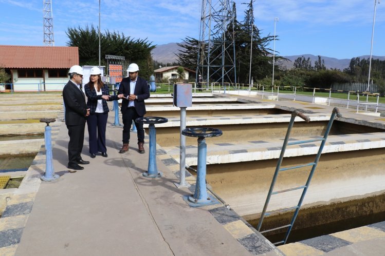 GOBIERNO Y EMPRESA SANITARIA REFORZARÁN ABASTECIMIENTO DE AGUA POTABLE DURANTE LA SEMANA DEL ECLIPSE