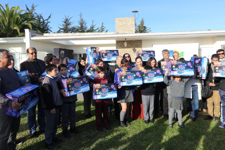 GOBIERNO INICIA ENTREGA DE KITS ASTRONÓMICOS A 69 ESTABLECIMIENTOS EDUCACIONALES DE LA REGIÓN DE COQUIMBO