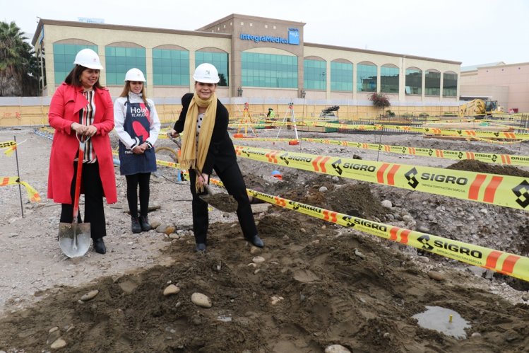 GOBIERNO DESTACA CREACIÓN DE NUEVAS FUENTES DE EMPLEO TRAS AMPLIACIÓN DE MALL PLAZA LA SERENA GOBIERNO DESTACA CREACIÓN DE NUEVAS FUENTES DE EMPLEO TRAS AMPLIACIÓN DE MALL PLAZA LA SERENA