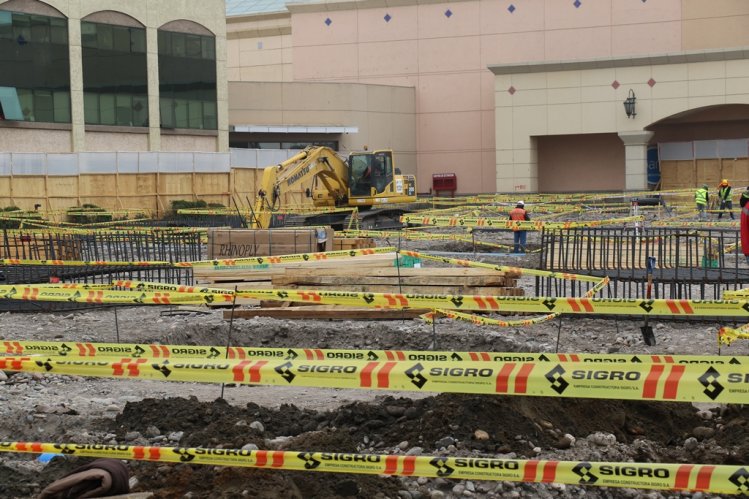 GOBIERNO DESTACA CREACIÓN DE NUEVAS FUENTES DE EMPLEO TRAS AMPLIACIÓN DE MALL PLAZA LA SERENA GOBIERNO DESTACA CREACIÓN DE NUEVAS FUENTES DE EMPLEO TRAS AMPLIACIÓN DE MALL PLAZA LA SERENA