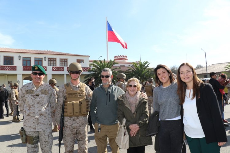 239 SOLDADOS PROTAGONIZARON LA TRADICIONAL ENTREGA DE ARMAS EN EL REGIMIENTO N°21 COQUIMBO