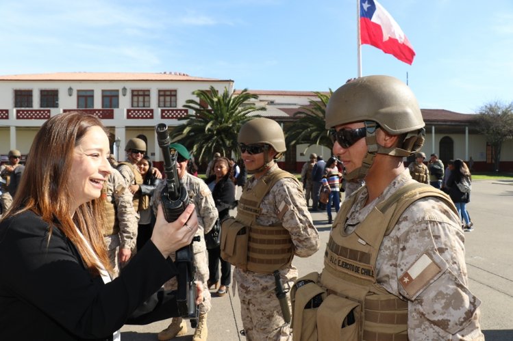 239 SOLDADOS PROTAGONIZARON LA TRADICIONAL ENTREGA DE ARMAS EN EL REGIMIENTO N°21 COQUIMBO