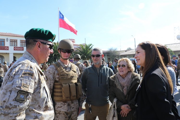 239 SOLDADOS PROTAGONIZARON LA TRADICIONAL ENTREGA DE ARMAS EN EL REGIMIENTO N°21 COQUIMBO