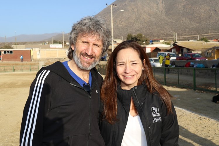 GOBIERNO ENTREGA CIERRE PERIMETRAL Y NIVELACIÓN DE LA CANCHA DE FÚTBOL DE CALETA LOS HORNOS GOBIERNO ENTREGA CIERRE PERIMETRAL Y NIVELACIÓN DE LA CANCHA DE FÚTBOL DE CALETA LOS HORNOS