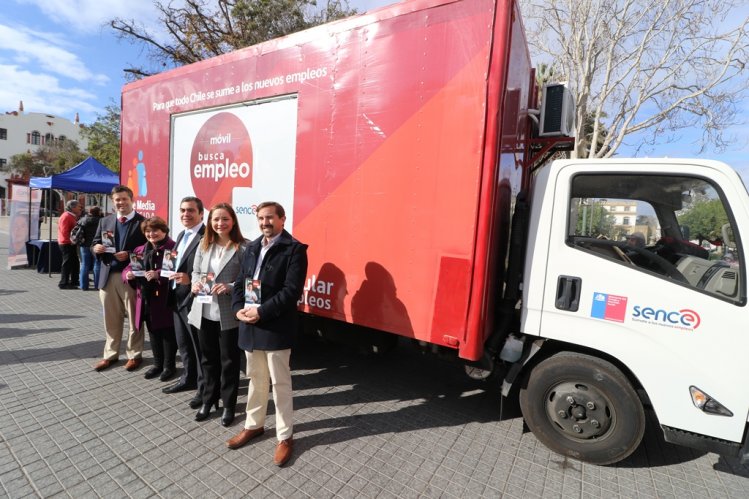 HASTA EL 2 DE JULIO PERMANECERÁ EL MÓVIL BUSCA EMPLEO DE SENCE EN SU PRIMERA VISITA A LA REGIÓN DE COQUIMBO HASTA EL 2 DE JULIO PERMANECERÁ EL MÓVIL BUSCA EMPLEO DE SENCE EN SU PRIMERA VISITA A LA REGIÓN DE COQUIMBO