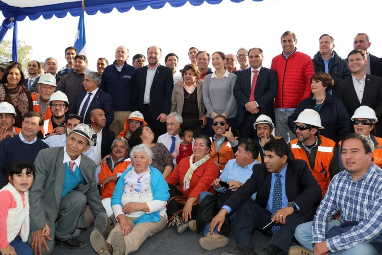 GOBIERNO ANUNCIA COMPLETO PLAN DE EMBALSES PARA ASEGURAR DISPONIBILIDAD DE AGUA PARA LOS PRÓXIMOS AÑOS GOBIERNO ANUNCIA COMPLETO PLAN DE EMBALSES PARA ASEGURAR DISPONIBILIDAD DE AGUA PARA LOS PRÓXIMOS AÑOS