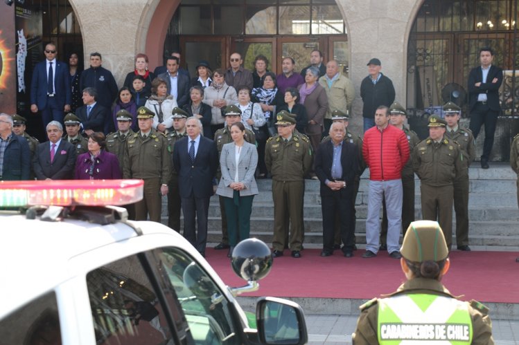 NUEVOS VEHÍCULOS PARA CARABINEROS REFORZARÁN LA SEGURIDAD EN DIVERSAS COMUNAS DE LA REGIÓN DE COQUIMBO NUEVOS VEHÍCULOS PARA CARABINEROS REFORZARÁN LA SEGURIDAD EN DIVERSAS COMUNAS DE LA REGIÓN DE COQUIMBO