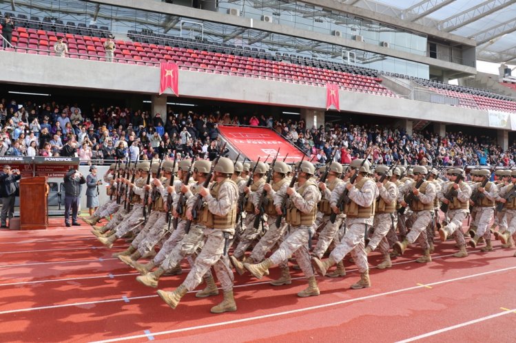 REGIMIENTO COQUIMBO TOMA JURAMENTO A LA BANDERA A 246 SOLDADOS EN EL ESTADIO LA PORTADA REGIMIENTO COQUIMBO TOMA JURAMENTO A LA BANDERA A 246 SOLDADOS EN EL ESTADIO LA PORTADA