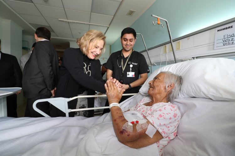 PRIMERA DAMA CECILIA MOREL LANZA LA UNIDAD GERIÁTRICA AGUDA, ESPECIAL PARA ADULTOS MAYORES PRIMERA DAMA CECILIA MOREL LANZA LA UNIDAD GERIÁTRICA AGUDA, ESPECIAL PARA ADULTOS MAYORES