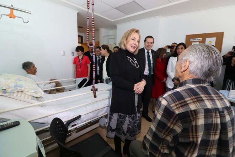 PRIMERA DAMA CECILIA MOREL LANZA LA UNIDAD GERIÁTRICA AGUDA, ESPECIAL PARA ADULTOS MAYORES PRIMERA DAMA CECILIA MOREL LANZA LA UNIDAD GERIÁTRICA AGUDA, ESPECIAL PARA ADULTOS MAYORES