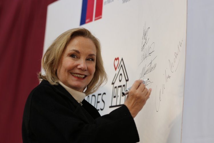 PRIMERA DAMA CECILIA MOREL: “ES URGENTE ADAPTAR ESPACIOS PARA QUE LA TERCERA EDAD TENGA UNA MEJOR CALIDAD DE VIDA” PRIMERA DAMA CECILIA MOREL: “ES URGENTE ADAPTAR ESPACIOS PARA QUE LA TERCERA EDAD TENGA UNA MEJOR CALIDAD DE VIDA”