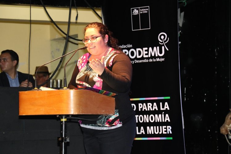 PRIMERA DAMA DISTINGUE A MUJERES DE FUNDACIÓN PRODEMU EN COQUIMBO PRIMERA DAMA DISTINGUE A MUJERES DE FUNDACIÓN PRODEMU EN COQUIMBO