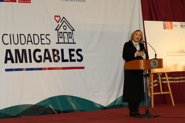 PRIMERA DAMA CECILIA MOREL: “ES URGENTE ADAPTAR ESPACIOS PARA QUE LA TERCERA EDAD TENGA UNA MEJOR CALIDAD DE VIDA” PRIMERA DAMA CECILIA MOREL: “ES URGENTE ADAPTAR ESPACIOS PARA QUE LA TERCERA EDAD TENGA UNA MEJOR CALIDAD DE VIDA”