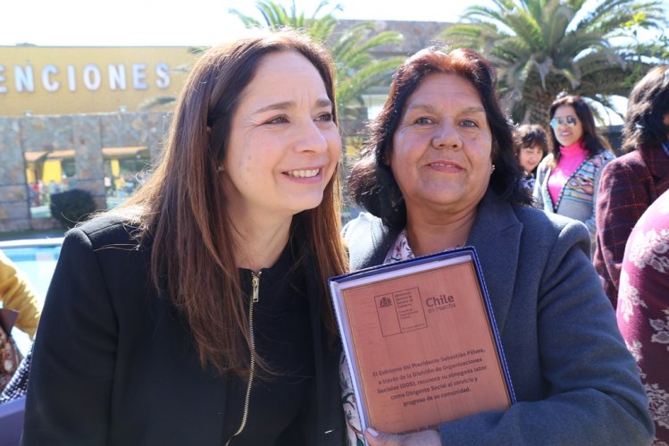 DIRIGENTES SOCIALES DE LA REGIÓN DE COQUIMBO FUERON RECONOCIDOS POR SU IMPORTANTE ROL EN EL DESARROLLO LOCAL