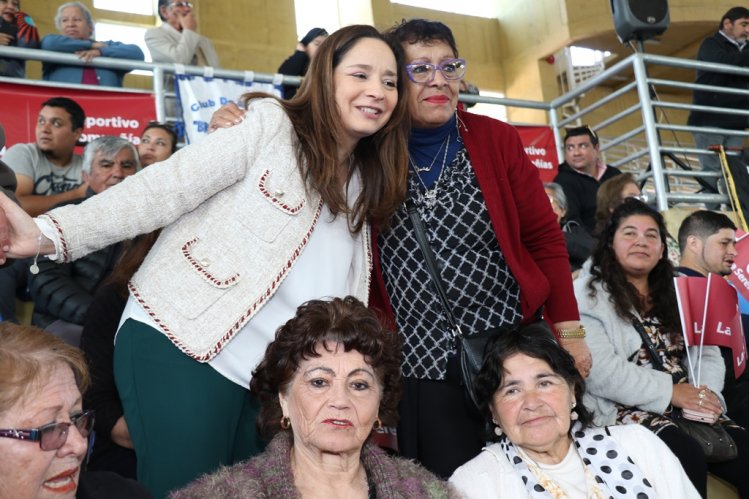 INAUGURAN EL TAN ANHELADO POLIDEPORTIVO DE LAS COMPAÑÍAS