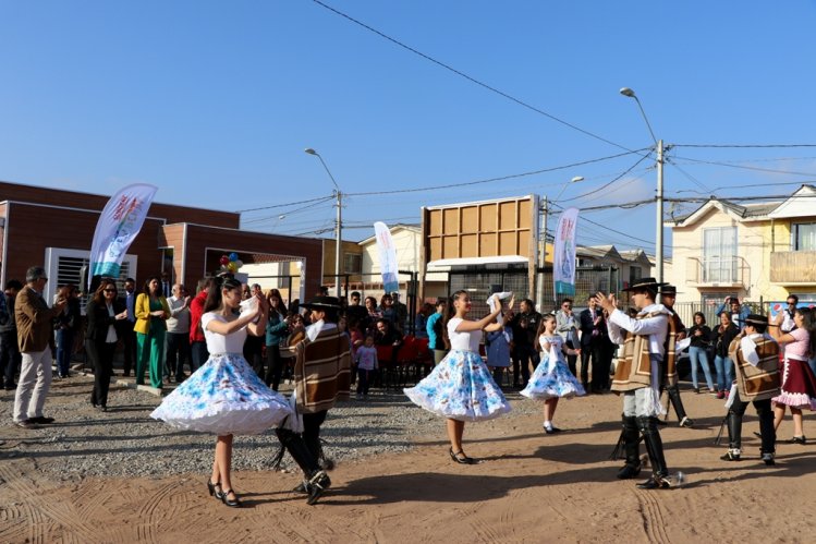 VECINOS DE LA SERENA RECIBEN MODERNAS SEDES SOCIALES GRACIAS AL APOYO DE SUBDERE