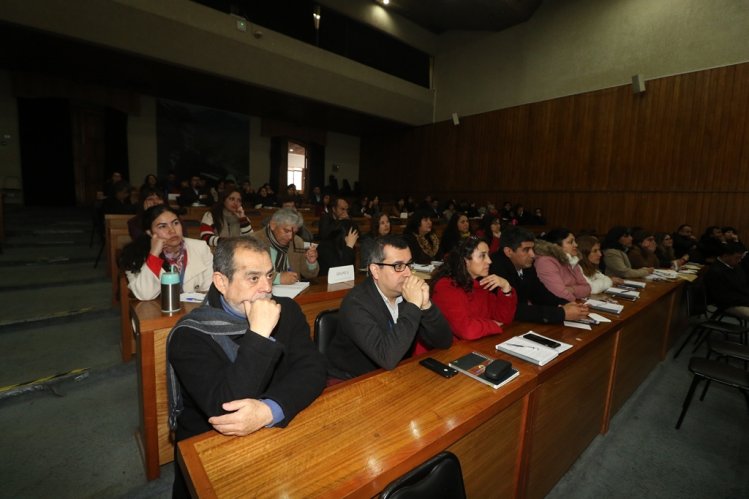 FUNCIONARIOS PÚBLICOS SE CAPACITAN EN FORTALECIMIENTO DE GOBIERNOS Y ADMINISTRACIÓN REGIONAL FUNCIONARIOS PÚBLICOS SE CAPACITAN EN FORTALECIMIENTO DE GOBIERNOS Y ADMINISTRACIÓN REGIONAL