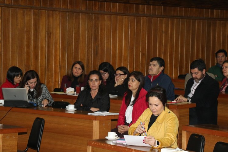 FUNCIONARIOS PÚBLICOS SE CAPACITAN EN FORTALECIMIENTO DE GOBIERNOS Y ADMINISTRACIÓN REGIONAL FUNCIONARIOS PÚBLICOS SE CAPACITAN EN FORTALECIMIENTO DE GOBIERNOS Y ADMINISTRACIÓN REGIONAL