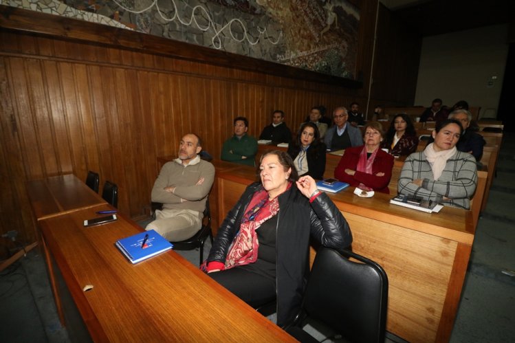 FUNCIONARIOS PÚBLICOS SE CAPACITAN EN FORTALECIMIENTO DE GOBIERNOS Y ADMINISTRACIÓN REGIONAL FUNCIONARIOS PÚBLICOS SE CAPACITAN EN FORTALECIMIENTO DE GOBIERNOS Y ADMINISTRACIÓN REGIONAL