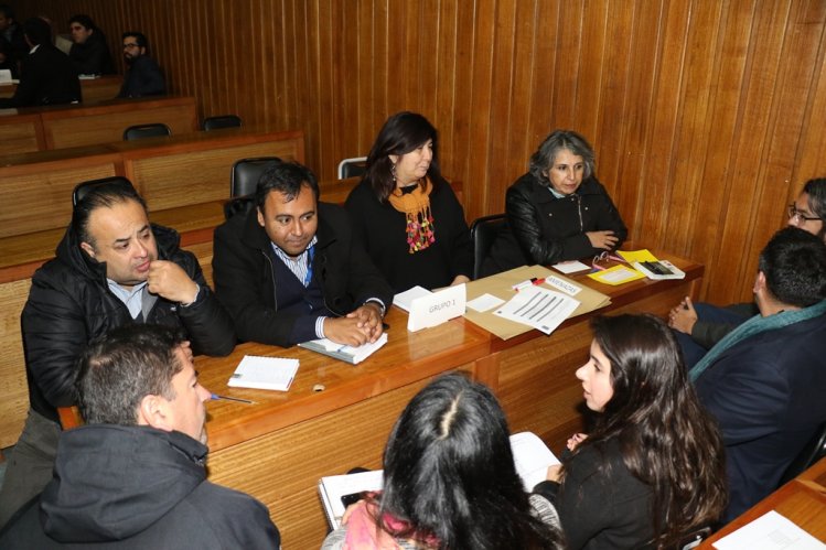 FUNCIONARIOS PÚBLICOS SE CAPACITAN EN FORTALECIMIENTO DE GOBIERNOS Y ADMINISTRACIÓN REGIONAL FUNCIONARIOS PÚBLICOS SE CAPACITAN EN FORTALECIMIENTO DE GOBIERNOS Y ADMINISTRACIÓN REGIONAL