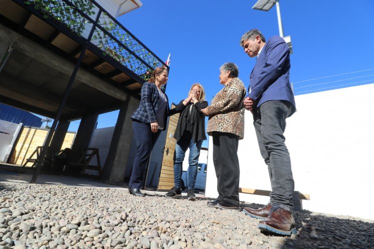 VECINA DE BAQUEDANO CUENTA CON NUEVA VIVIENDA TRAS PERDER TODO EN EL TSUNAMI DE 2015 VECINA DE BAQUEDANO CUENTA CON NUEVA VIVIENDA TRAS PERDER TODO EN EL TSUNAMI DE 2015
