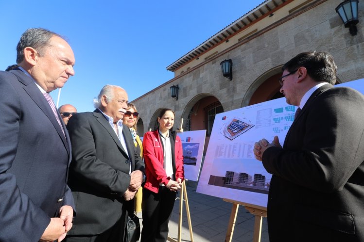 PROYECTOS PARA LOS NUEVOS HOSPITALES DE LA SERENA, COQUIMBO E ILLAPEL YA CUENTAN CON RECOMENDACIÓN FAVORABLE PROYECTOS PARA LOS NUEVOS HOSPITALES DE LA SERENA, COQUIMBO E ILLAPEL YA CUENTAN CON RECOMENDACIÓN FAVORABLE