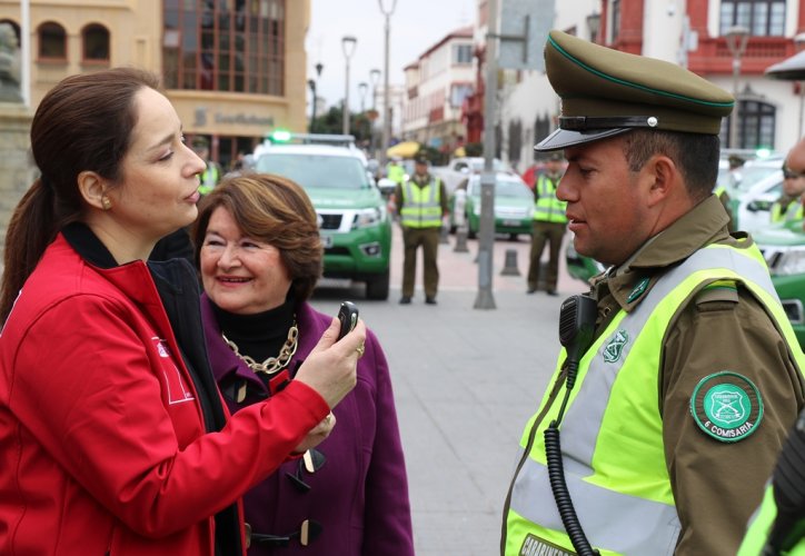 CARABINEROS RECIBE NUEVOS VEHÍCULOS POLICIALES PARA UN COMBATE MÁS EFECTIVO DE LA DELINCUENCIA