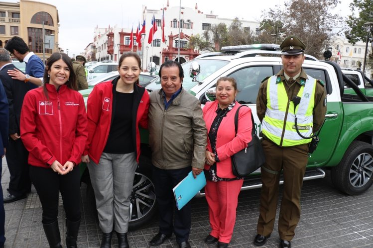 CARABINEROS RECIBE NUEVOS VEHÍCULOS POLICIALES PARA UN COMBATE MÁS EFECTIVO DE LA DELINCUENCIA