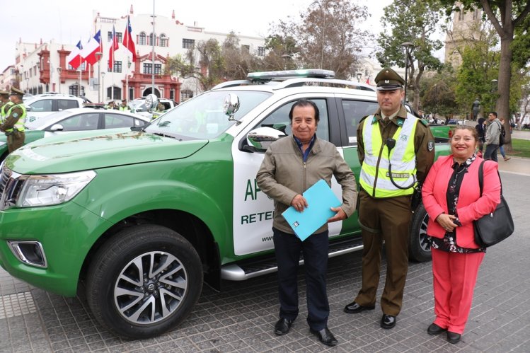 CARABINEROS RECIBE NUEVOS VEHÍCULOS POLICIALES PARA UN COMBATE MÁS EFECTIVO DE LA DELINCUENCIA CARABINEROS RECIBE NUEVOS VEHÍCULOS POLICIALES PARA UN COMBATE MÁS EFECTIVO DE LA DELINCUENCIA