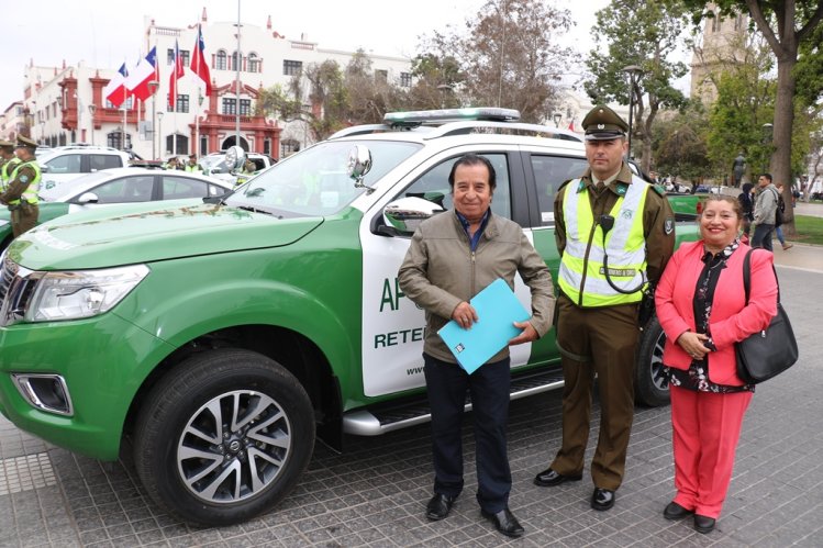 CARABINEROS RECIBE NUEVOS VEHÍCULOS POLICIALES PARA UN COMBATE MÁS EFECTIVO DE LA DELINCUENCIA