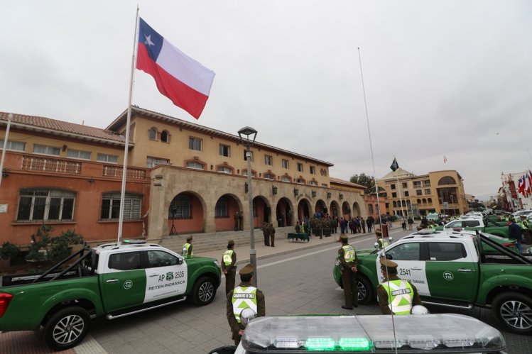 CARABINEROS RECIBE NUEVOS VEHÍCULOS POLICIALES PARA UN COMBATE MÁS EFECTIVO DE LA DELINCUENCIA