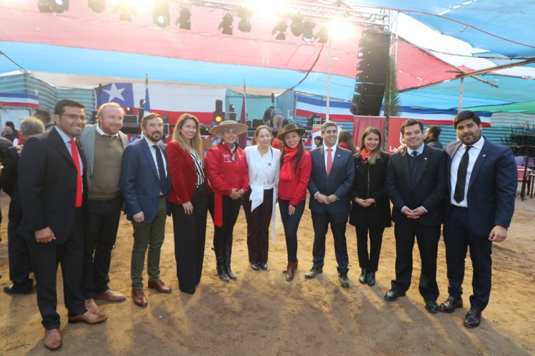 INAUGURAN OFICIALMENTE LA PAMPILLA QUEBRADA DEL JARDÍN DE LAS COMPAÑÍAS