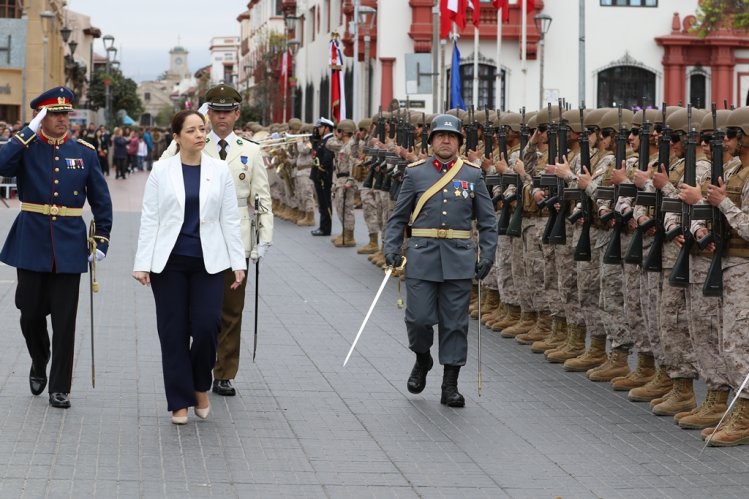 LA SERENA INICIA OFICIALMENTE LAS CELEBRACIONES DE FIESTAS PATRIAS CON IMPECABLE DESFILE CÍVICO MILITAR