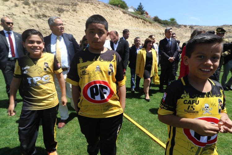 GOBIERNO DESTACA PROYECTOS PARA FORTALECER LA INFRAESTRUCTURA DEPORTIVA EN COQUIMBO GOBIERNO DESTACA PROYECTOS PARA FORTALECER LA INFRAESTRUCTURA DEPORTIVA EN COQUIMBO