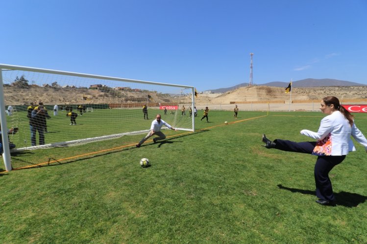 GOBIERNO DESTACA PROYECTOS PARA FORTALECER LA INFRAESTRUCTURA DEPORTIVA EN COQUIMBO GOBIERNO DESTACA PROYECTOS PARA FORTALECER LA INFRAESTRUCTURA DEPORTIVA EN COQUIMBO