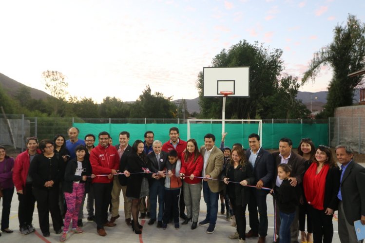 VECINOS DE SALAMANCA CUENTAN CON NUEVOS ESPACIOS DEPORTIVOS Y DE REUNIÓN VECINOS DE SALAMANCA CUENTAN CON NUEVOS ESPACIOS DEPORTIVOS Y DE REUNIÓN