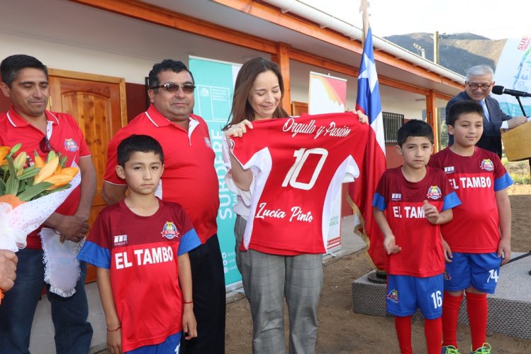 VECINOS DE SALAMANCA CUENTAN CON NUEVOS ESPACIOS DEPORTIVOS Y DE REUNIÓN VECINOS DE SALAMANCA CUENTAN CON NUEVOS ESPACIOS DEPORTIVOS Y DE REUNIÓN